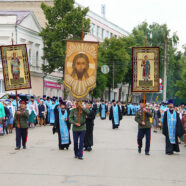 Встреча иконы Божией Матери «Достойно есть» в Арзамасе