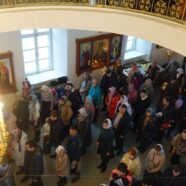 3 апреля 2022 года в храме в честь Казанской иконы Божией матери была отслужена детская литургия.